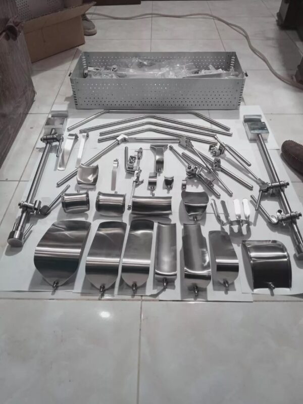 Thompson Retractor Complete Set Surgical Instrument Set With Sterilization Box